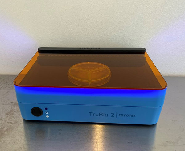 Edvotek TruBlu™ 2 Blue/White Transilluminator